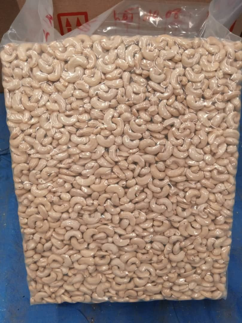 A Grade Cashew Nuts Kernel W240, W320